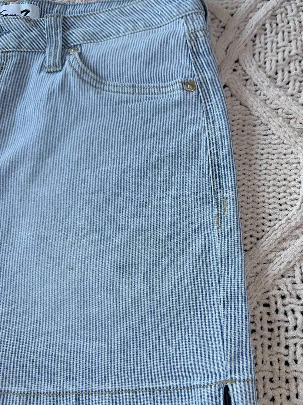 Seven7 Light Blue Pinstriped Denim Shorts size 6